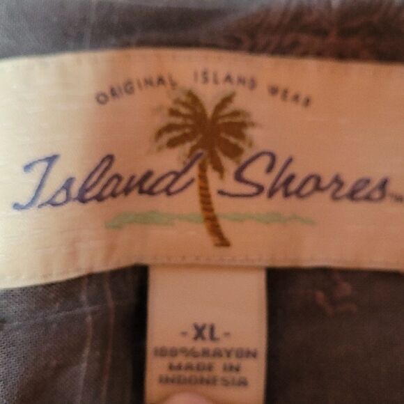 Island Shores men's button up palm tree vacation theme short theme shirt - Picture 5 of 8